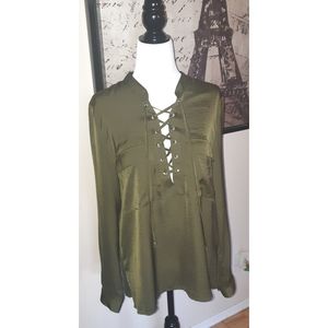 🎉FOREVER 21 Satin Blouse